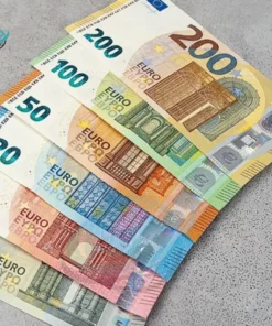 Euro €200 Bills